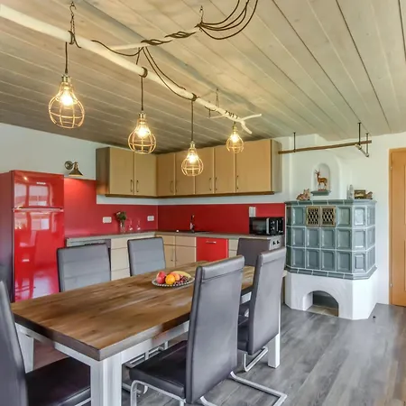 Lovely In With Furnished Garden And Bbq شقة Wildsteig